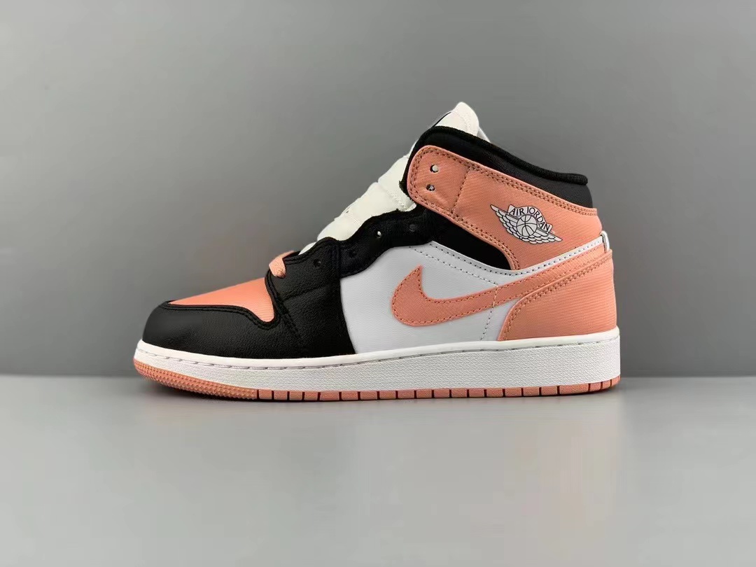 Jordan 1 Mid (여)