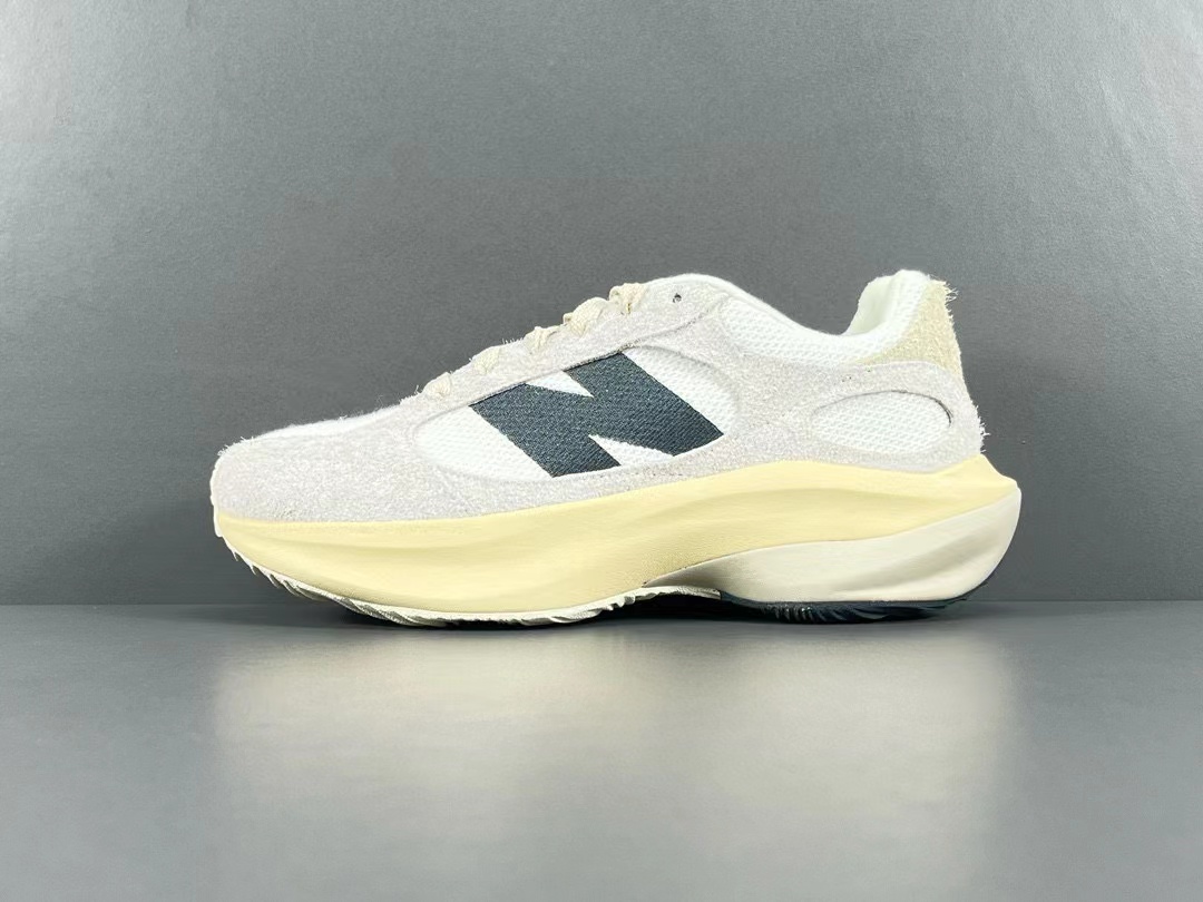 new balance warped runner