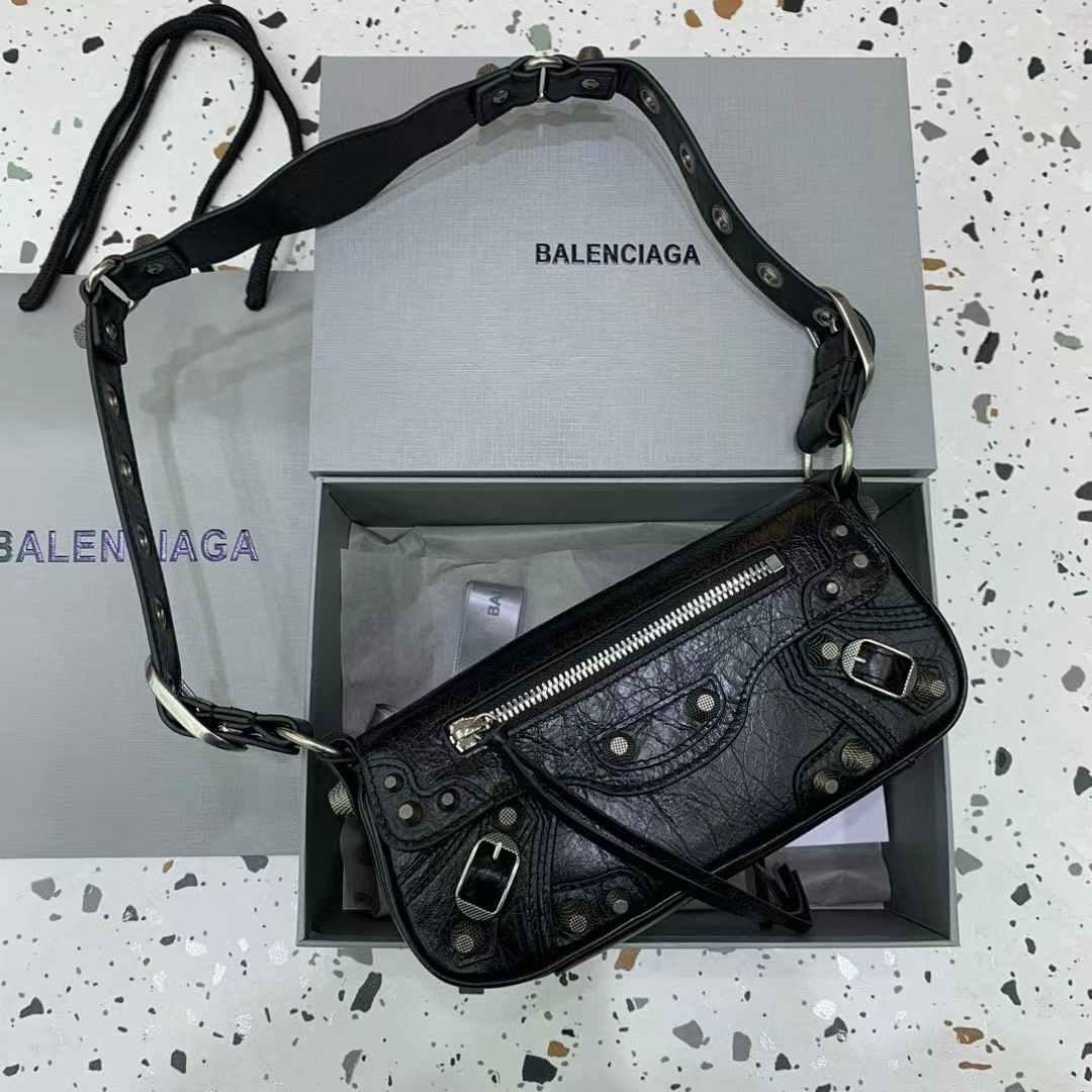 발렌시아가 Le cagole sling bag (길이22.8cm)