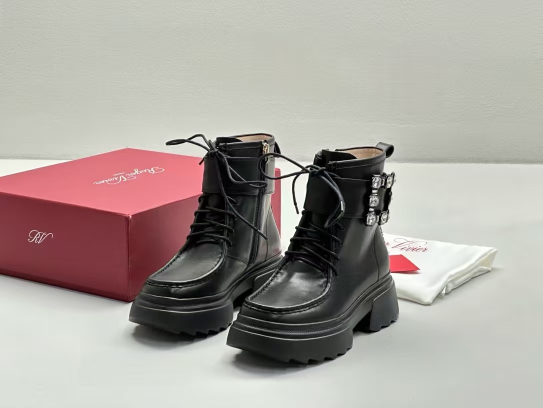 Roger Vivier Boots