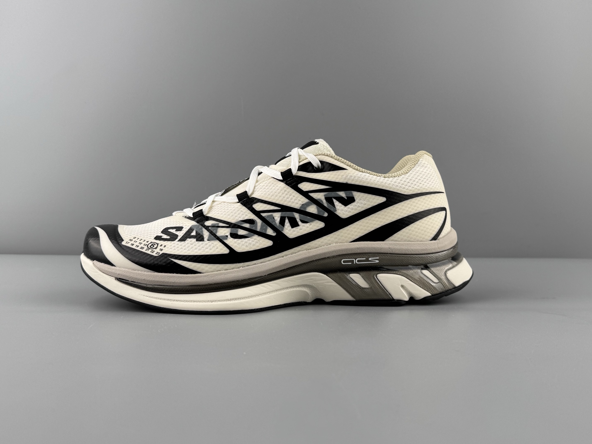 MM6 Maison Margiela x SALOMON