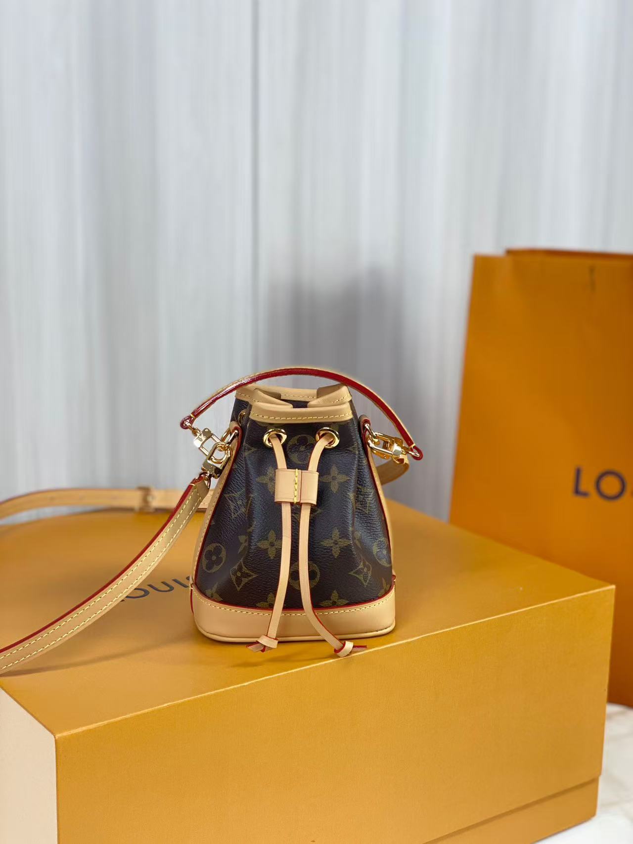 Nano noe (16*13*10cm)