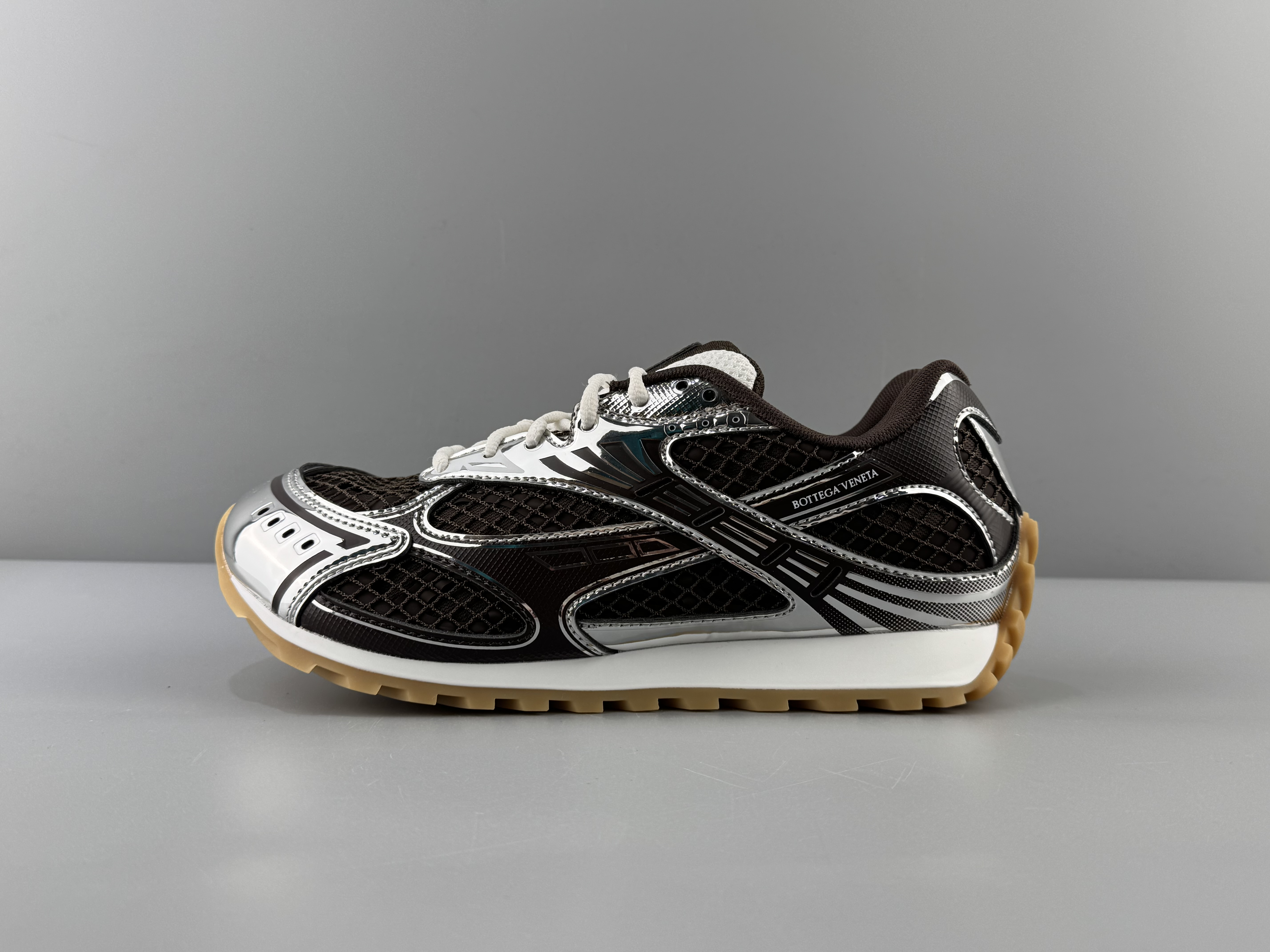 Bottga Veneta Orbit 스니커즈