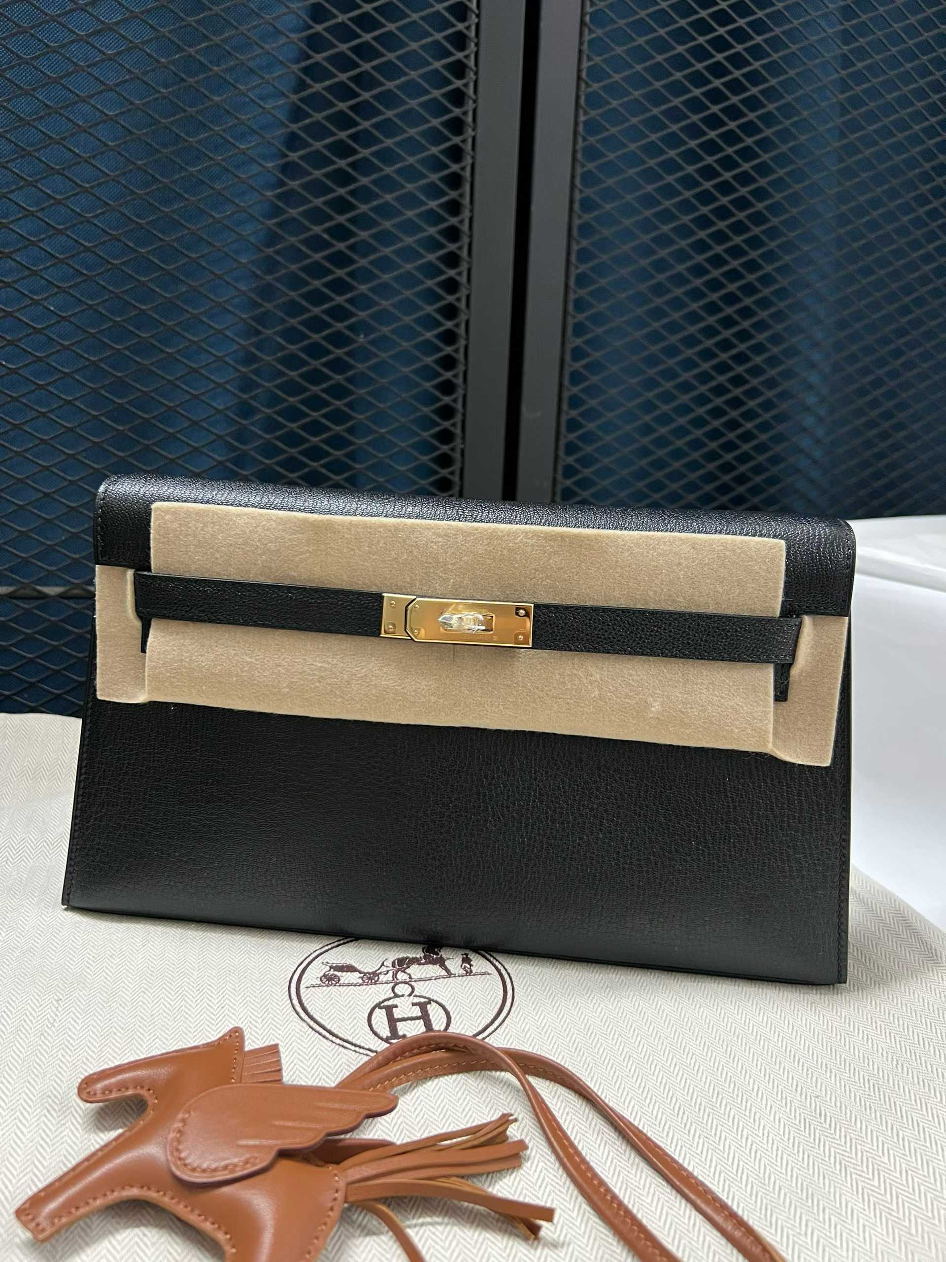 Hermes Kelly To Go 수제작 (19.7*1.5*11.5cm)