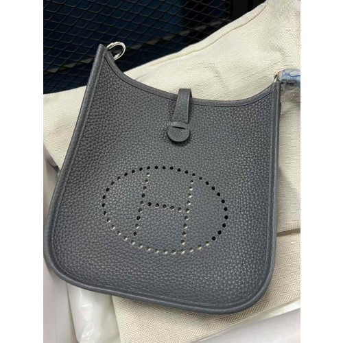 Evelyne mini 16 (16*5*18cm)