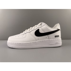 Nk AIR Force 1 Low x Supereme
