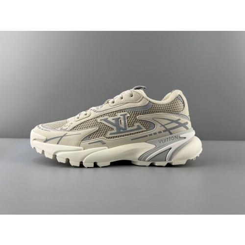 Lv Tatic Runner