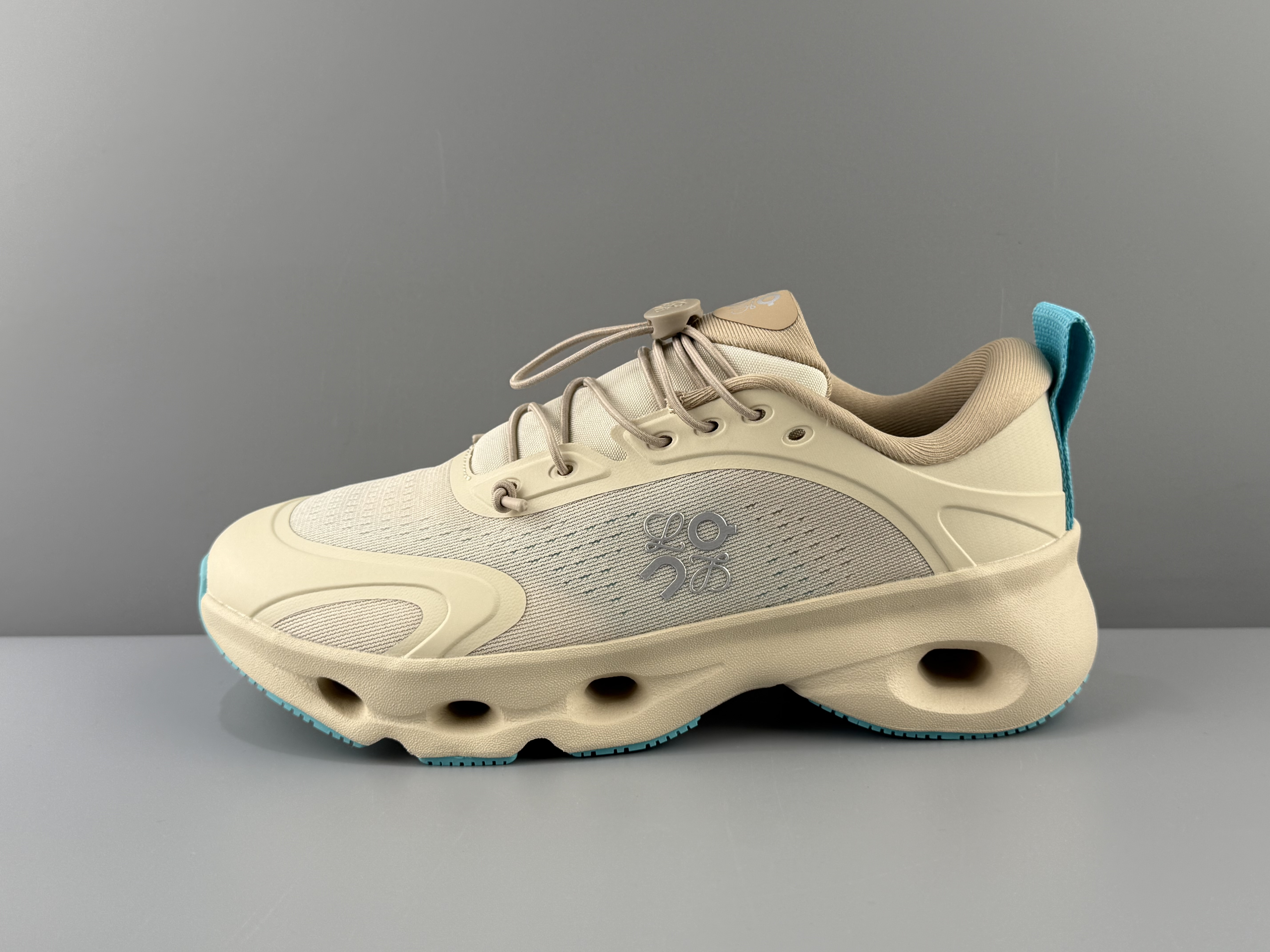 Loewe x On Cloudtilt